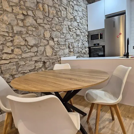 119a2 En El Centro De * ヒホン