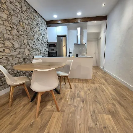 아파트 119a2 En El Centro De 기욘